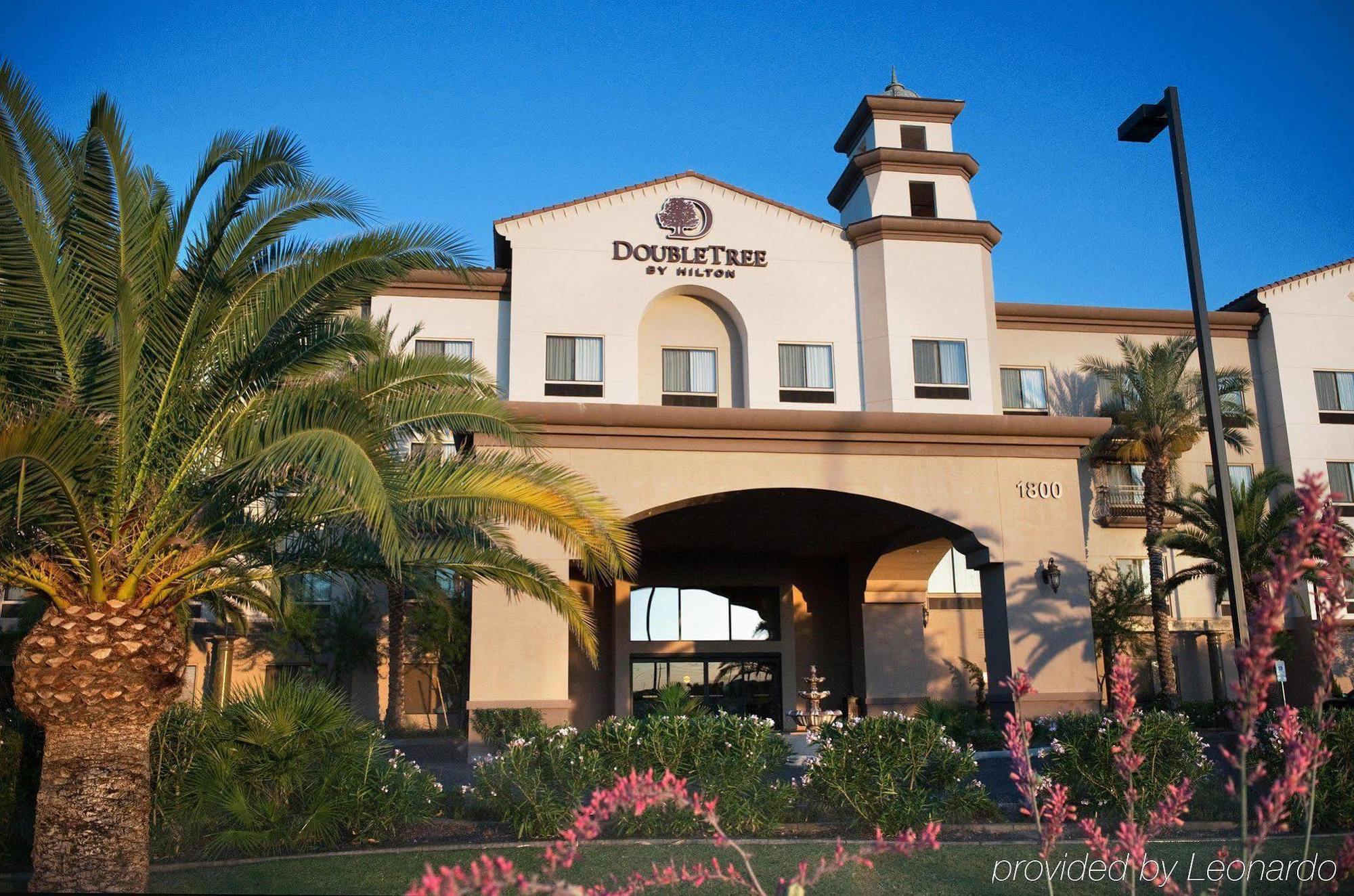 Doubletree By Hilton Phoenix-Gilbert Hotel Exterior photo